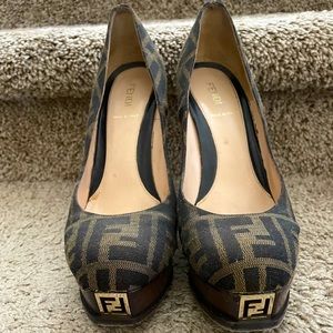 Vintage Fendi Monogram Pumps